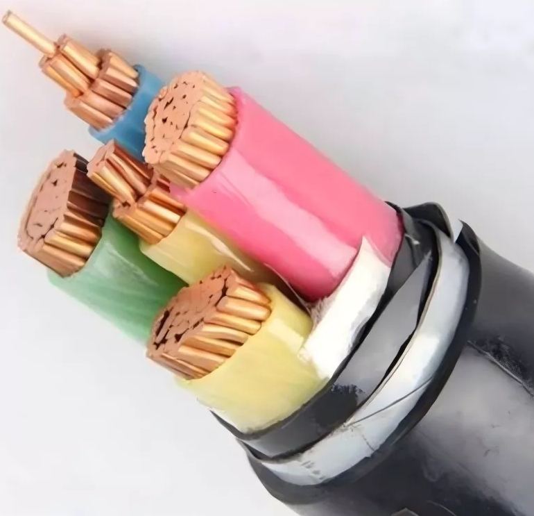 Welche Faktoren beeinflussen die Stromtragfähigkeit von Niederspannungsleitungen?