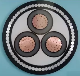 Welche Leistungsanforderungen gelten für Isoliermaterialien von Mittelspannungskabeln?