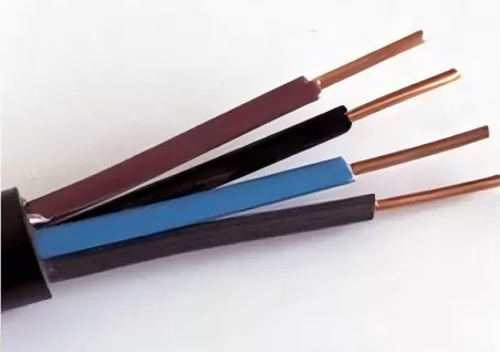 Welche Isoliermaterialien werden in kunststoffisolierten Steuerleitungen verwendet?